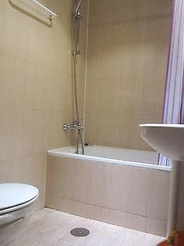 Apartamentos Madrid Hortaleza Bagian luar foto