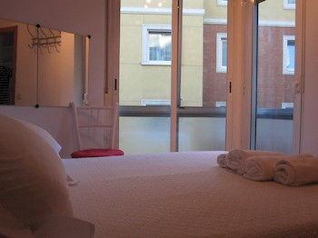 Apartamentos Madrid Hortaleza Bagian luar foto