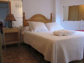 Apartamentos Madrid Hortaleza Bagian luar foto